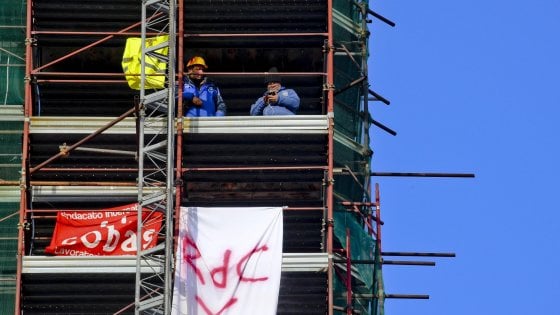 Poco occupati e male: la fragilità del lavoro italiano