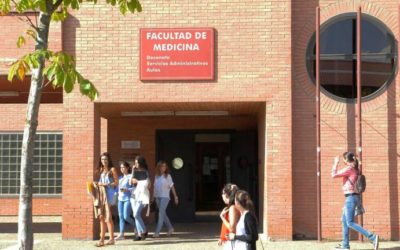 El gesto solidario de los estudiantes de Medicina de la Universidad para ayudar en la crisis del coronavirus