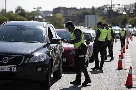 Illa reconoce que utilizó datos antiguos de la incidencia de la Covid para poder cerrar Madrid